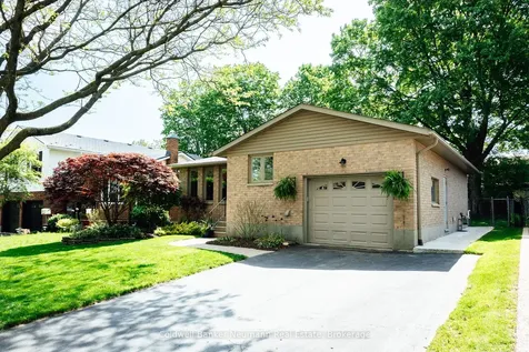 16 Suzanna Drive Guelph ON N1K 1K4