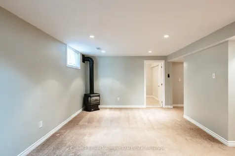 16 Suzanna Drive Guelph ON N1K 1K4