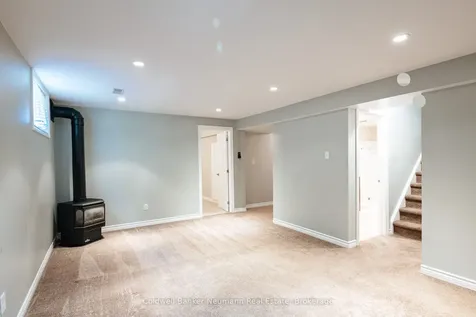 16 Suzanna Drive Guelph ON N1K 1K4