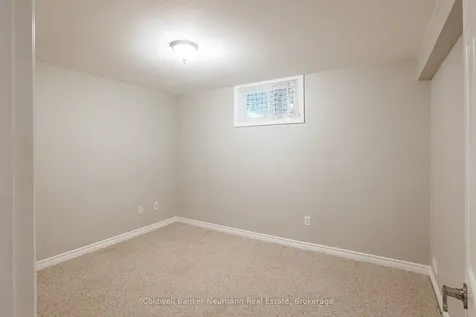 16 Suzanna Drive Guelph ON N1K 1K4
