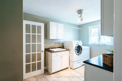 16 Suzanna Drive Guelph ON N1K 1K4