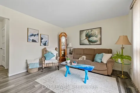 9 Cleveland Place Hamilton ON L8J 1M9