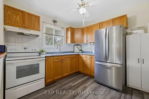 9 Cleveland Place Hamilton ON L8J 1M9