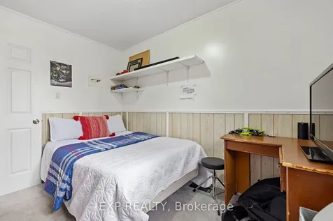 9 Cleveland Place Hamilton ON L8J 1M9