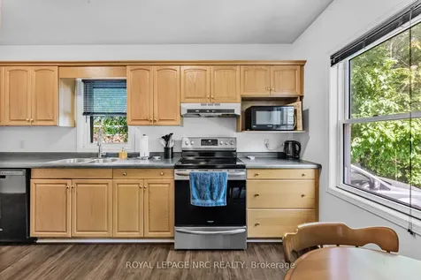 192 Central Avenue Fort Erie ON L2A 3S7