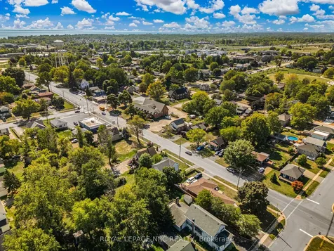 192 Central Avenue Fort Erie ON L2A 3S7