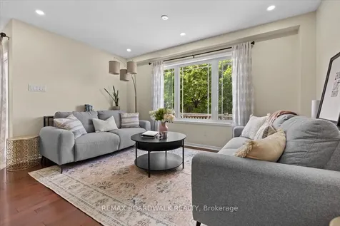 510 Pepperville Crescent Kanata ON K2M 0E5