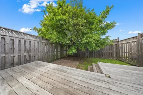 510 Pepperville Crescent Kanata ON K2M 0E5