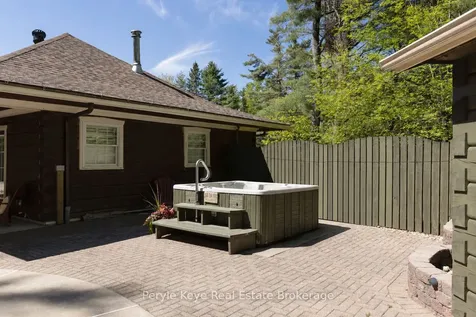 1 Kevin Crescent Bracebridge ON P1L 1A7