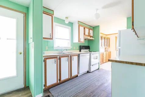 9 Vista Drive Kawartha Lakes ON K9V 0H7
