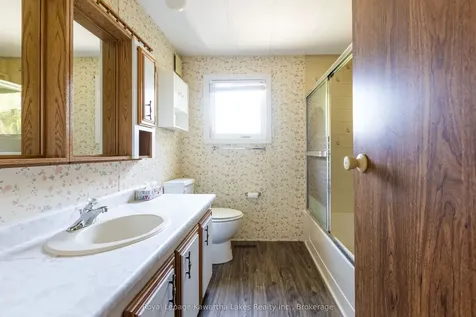 9 Vista Drive Kawartha Lakes ON K9V 0H7