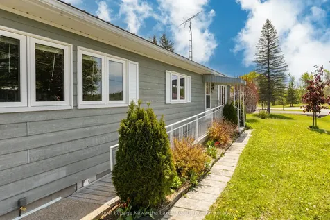 9 Vista Drive Kawartha Lakes ON K9V 0H7