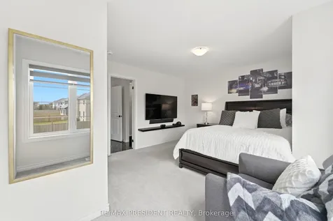 80 Explorer Way Thorold ON L2V 0K3