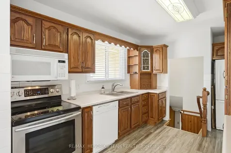 17 Sullivan Drive St. Catharines ON L2N 1K3
