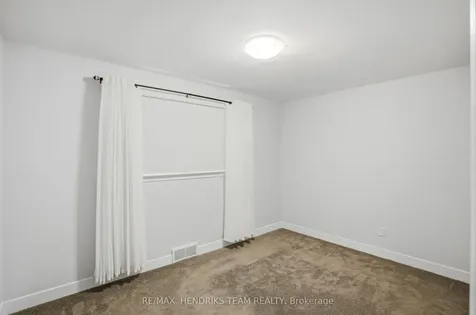 17 Sullivan Drive St. Catharines ON L2N 1K3