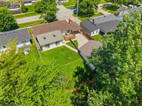 17 Sullivan Drive St. Catharines ON L2N 1K3