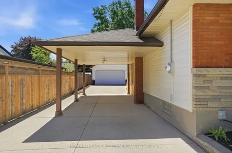 17 Sullivan Drive St. Catharines ON L2N 1K3