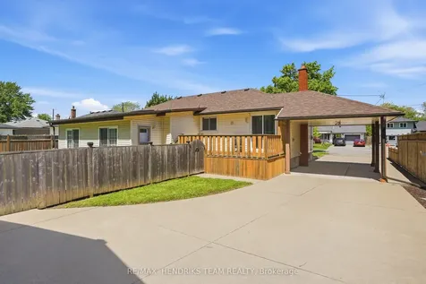 17 Sullivan Drive St. Catharines ON L2N 1K3