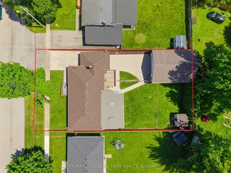 17 Sullivan Drive St. Catharines ON L2N 1K3