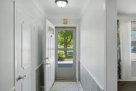 17 Sullivan Drive St. Catharines ON L2N 1K3