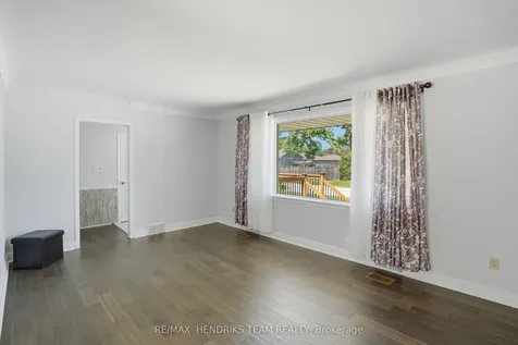 17 Sullivan Drive St. Catharines ON L2N 1K3