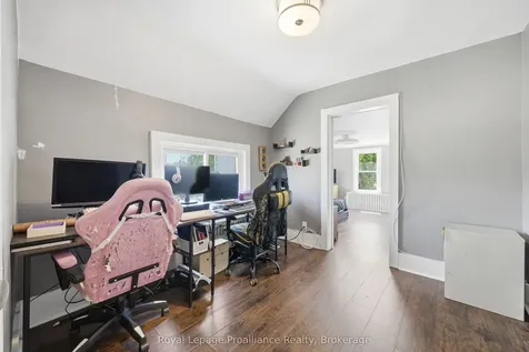 142 West Street Quinte West ON K8V 2M5