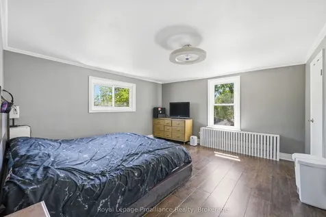 142 West Street Quinte West ON K8V 2M5