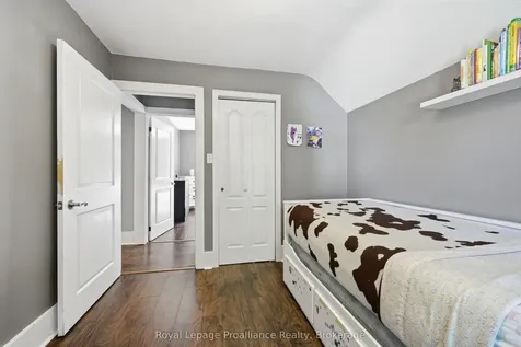 142 West Street Quinte West ON K8V 2M5