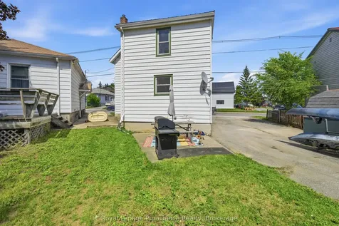142 West Street Quinte West ON K8V 2M5