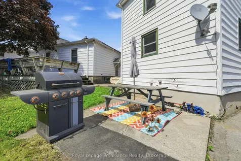142 West Street Quinte West ON K8V 2M5