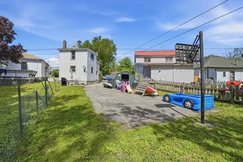 142 West Street Quinte West ON K8V 2M5