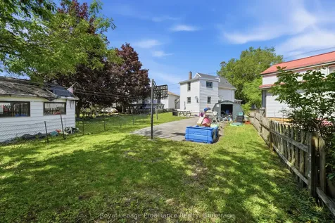 142 West Street Quinte West ON K8V 2M5