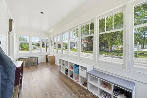 142 West Street Quinte West ON K8V 2M5