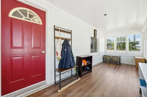 142 West Street Quinte West ON K8V 2M5