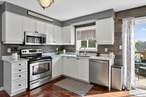 1726 Ravenwood Drive Peterborough ON K9K 2P6