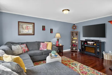1726 Ravenwood Drive Peterborough ON K9K 2P6
