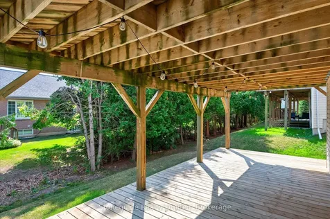 1726 Ravenwood Drive Peterborough ON K9K 2P6