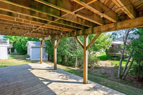1726 Ravenwood Drive Peterborough ON K9K 2P6