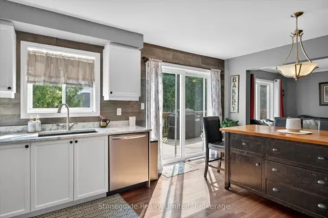 1726 Ravenwood Drive Peterborough ON K9K 2P6