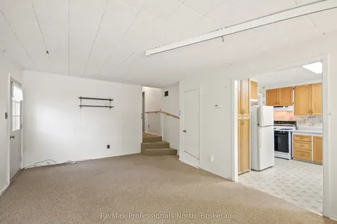 970 First Street S Gravenhurst ON P1P 1K3