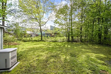 970 First Street S Gravenhurst ON P1P 1K3