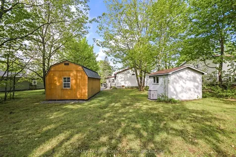 970 First Street S Gravenhurst ON P1P 1K3