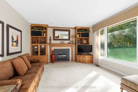1410 Sherruby Way Kanata ON K2W 1B1