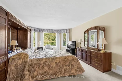 1410 Sherruby Way Kanata ON K2W 1B1