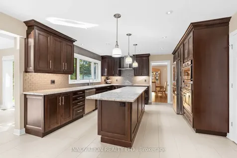 1410 Sherruby Way Kanata ON K2W 1B1