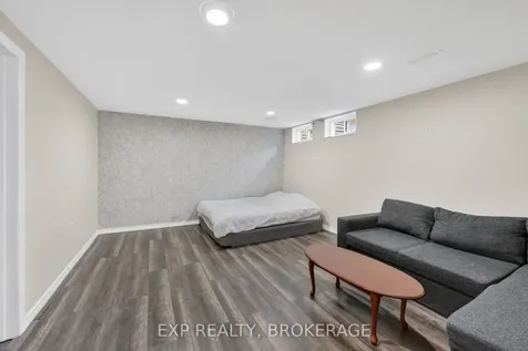931 Oakview Avenue Kingston ON K7M 6V4