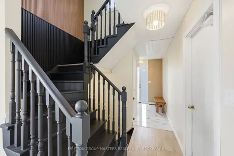 35 Rose Abbey Drive Kingston ON K7K 6W1