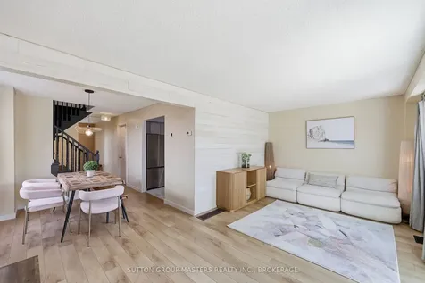 35 Rose Abbey Drive Kingston ON K7K 6W1