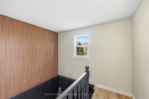 35 Rose Abbey Drive Kingston ON K7K 6W1