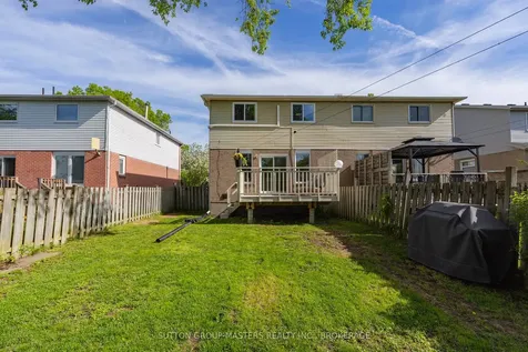 35 Rose Abbey Drive Kingston ON K7K 6W1